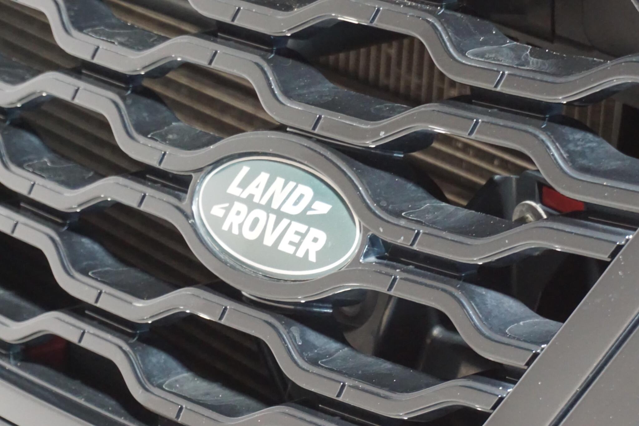 Land Rover Range Rover Velar 2.0 D180 R-Dynamic SE SUV 5dr Diesel Auto 4WD Euro 6 (s/s) (180 ps)